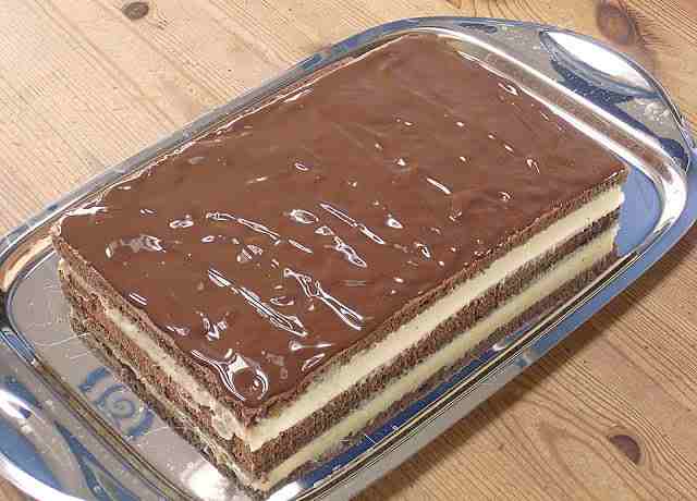 Milchschnitten mit feiner Buttercreme