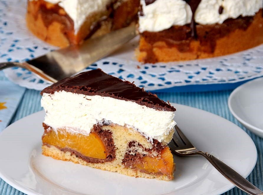 Donauwellen Torte mit Pfirsich