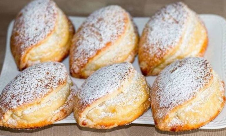 QUARKTASCHEN GEFULLT MIT VANILEPUDDING