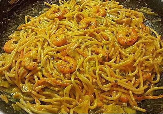 Spaghetti mit scharfer Garnelen – Sahne – Soße